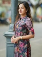 Women printed kurta set
