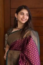 Women's Kanjivaram Soft Silk Banarasi Sarees With Blouse Piece, Green - Image 3