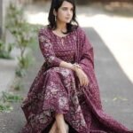 Women Anarkali Kurta and Pant Set With Dupatta