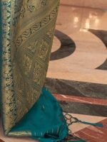 Pure Kanjivaram Silk Saree Saree With Jacquard Work 6 Yard Length and Unstiched Blouse Piece - Image 4