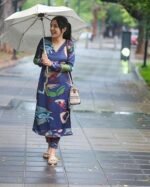 Cotton Blend Straight Printed Kurta with Pant - Image 3