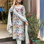 Women printed white color kurta set
