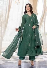 Regular Fit Green color Print kurti  | Casual & Semi-Formal Wear - Image 3
