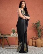 Cotton Printed Saree With Unstitched Blouse Piece - Image 4