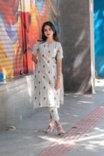 Rayon Viscose Straight Printed Kurta with Pant - Image 5