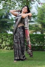 Plain Weave Chiffon Ethnic Motif Printed Saree with Blouse Piece - Image 5